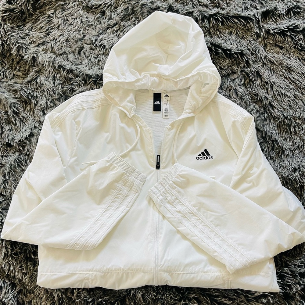 Adidas Mens ESSENTIALS 3-STRIPES WIND JACKET